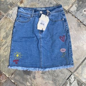 Maddie Embroidered Patches Denim Skirt